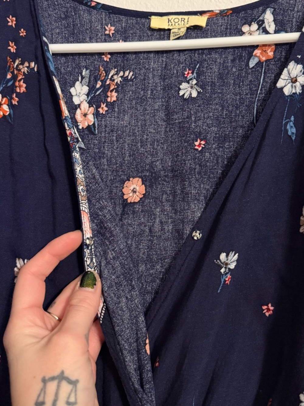 ☀️ Kori America • Navy Floral Wrap Tunic Romper • Women’s Size Small - Picture 5 of 15